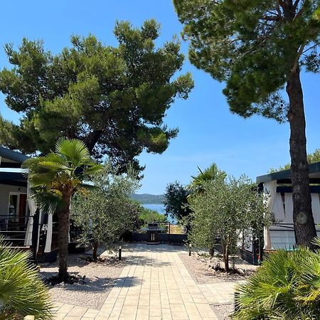 Dalmaris Camp - Prestige Mobile Homes Biograd Na Moru Exterior photo