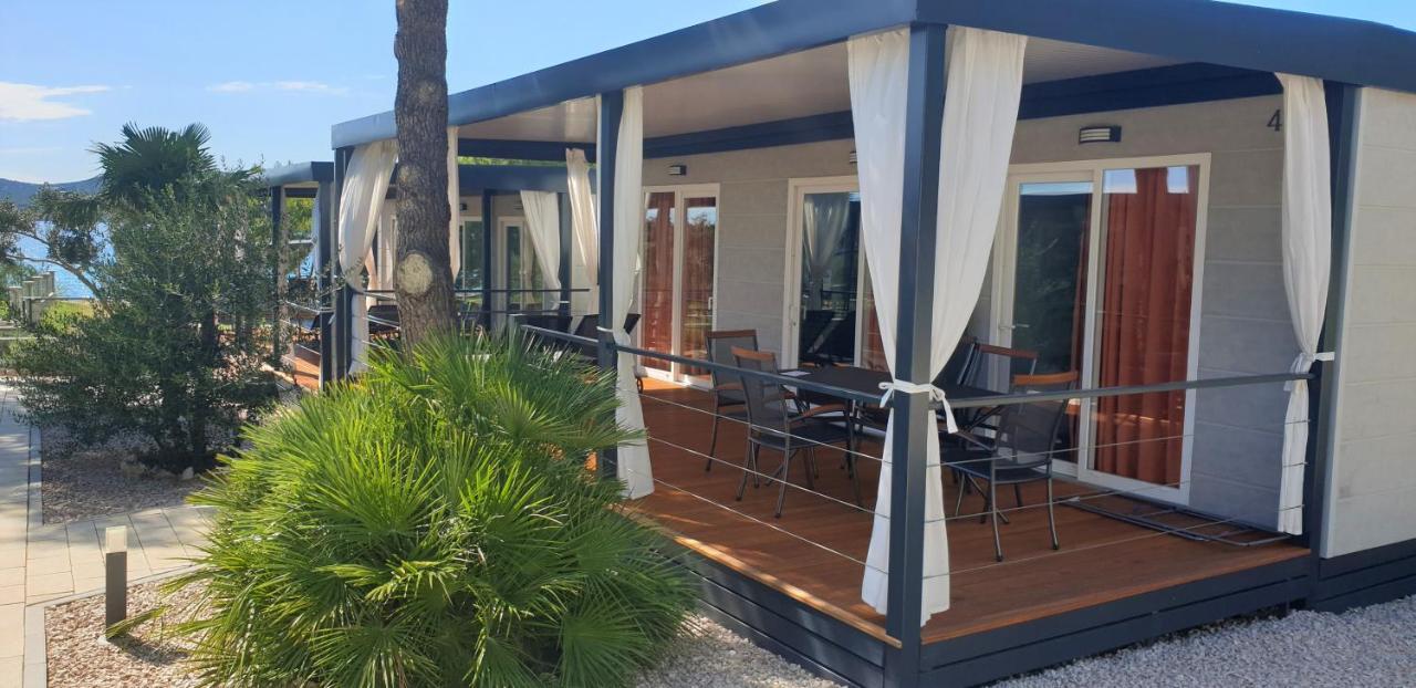 Dalmaris Camp - Prestige Mobile Homes Biograd Na Moru Exterior photo