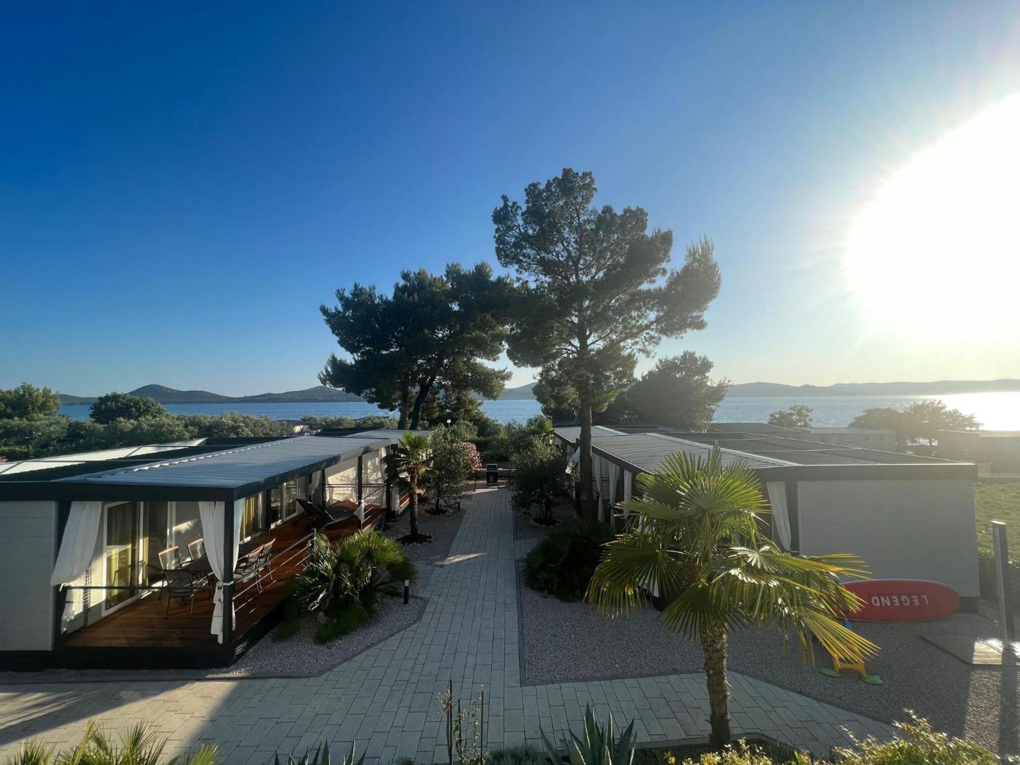 Dalmaris Camp - Prestige Mobile Homes Biograd Na Moru Exterior photo